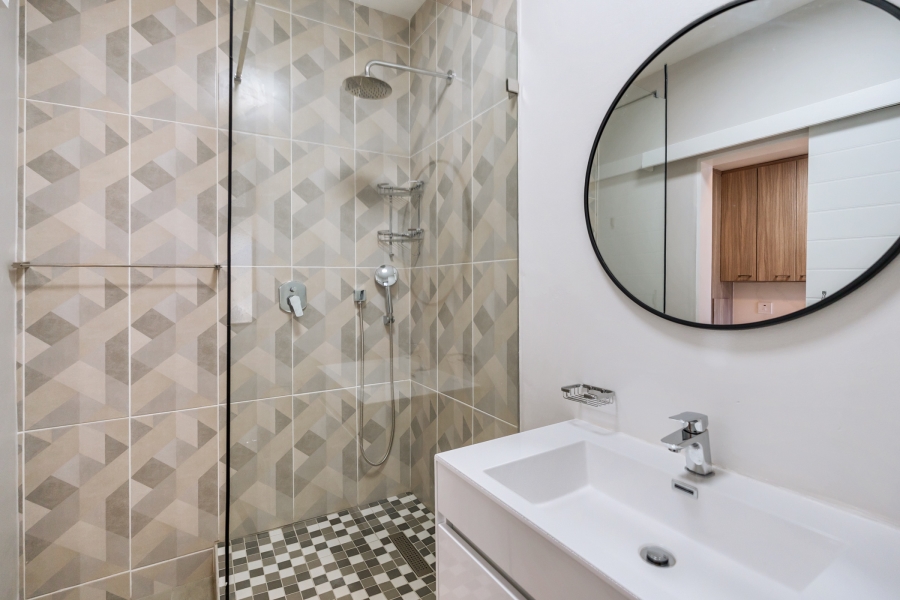 To Let 0 Bedroom Property for Rent in Sea Point Western Cape